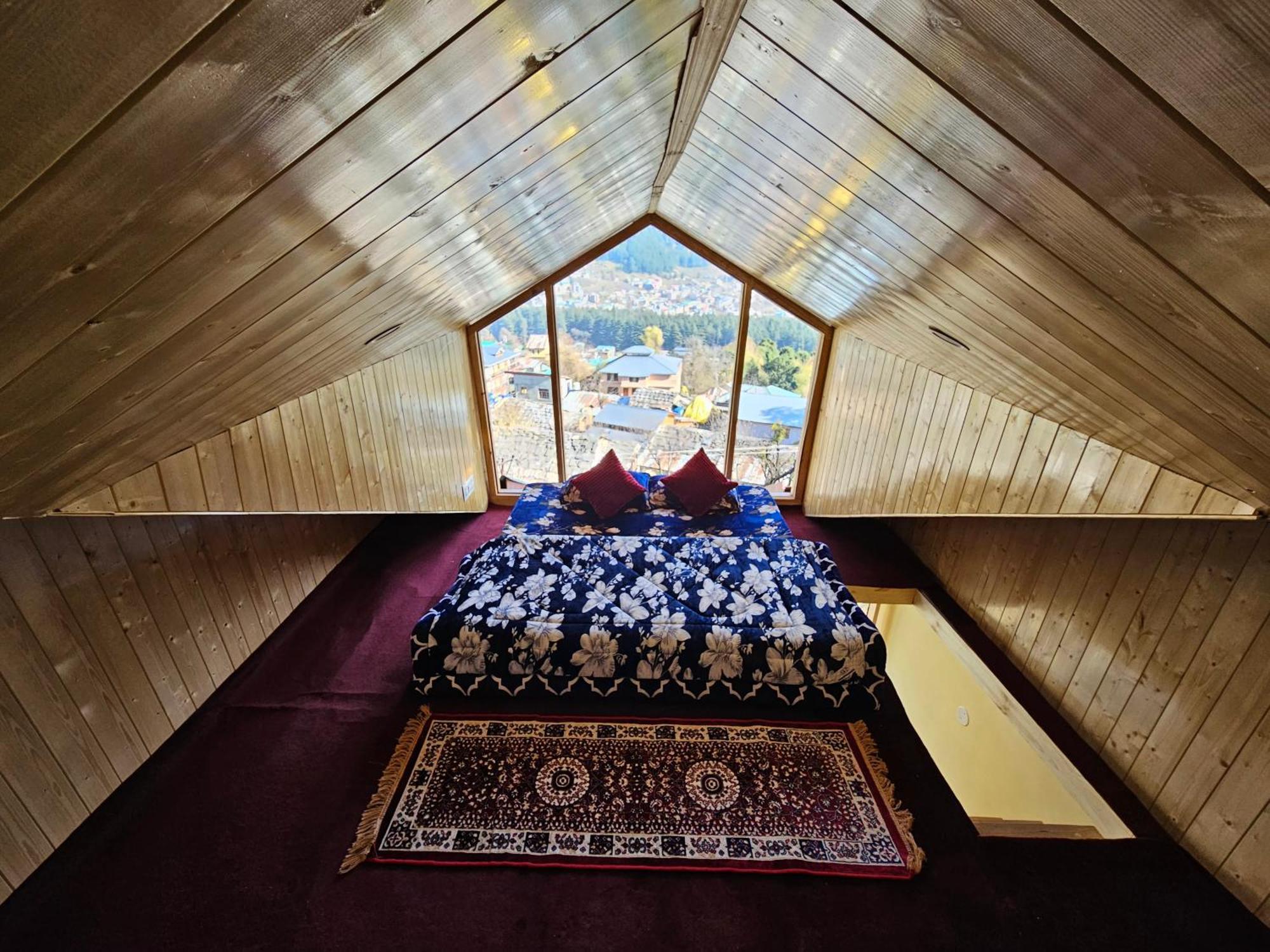 The Pineapple Home Манали Экстерьер фото